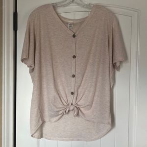 Front-tie casual top